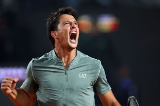 Rennae Stubbs gives 5-word criticism of Luciano Darderi after controversial mascot snub vs Casper Ruud goes viral at Italian Open