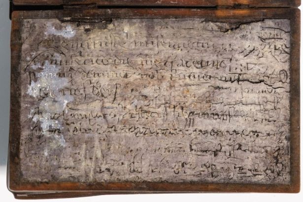 Scientists Found a Notebook in a Medieval Toilet, And It’s Still Legible : ScienceAlert