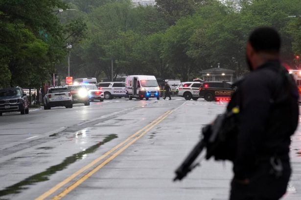 Secret Service fatally shoots suspect outside White House checkpoint : NPR