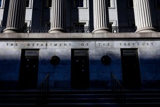 The 30-year Treasury yield just broke to its highest level in almost 20 years