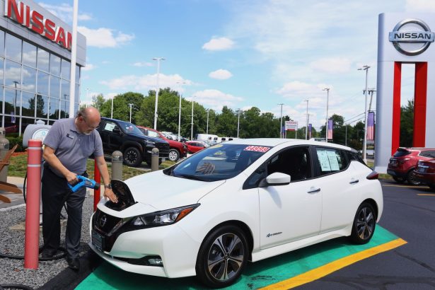 Why hybrids — not EVs — are winning over US consumers