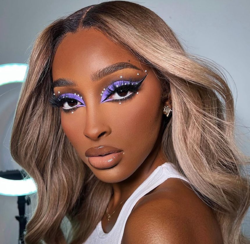 Graphic Eyeliner Looks to Try Now That Bold Makeup Is Back