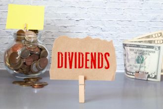 2 Top-Tier Dividend ETFs that Complement Each Other Well to Invest in Right Now