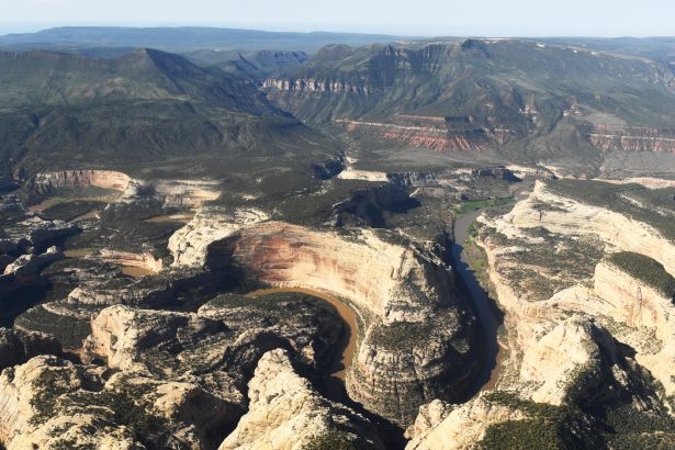 Federal agency to open tens of thousands of acres of Colorado wilderness to oil drilling 