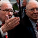 Finfluencers ‘mislead you on purpose’ — This is how the late billionaire recommends you build wealth