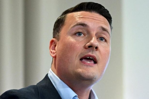 Former minister may challenge Starmer for PM role next week