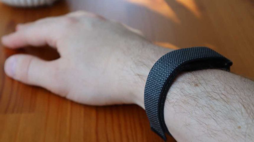 Genius Fitbit Air Hack Adds Your Analogue Watch to Band