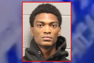 Gunman fired shot while trying to rob victim on Green Line train, prosecutors say
