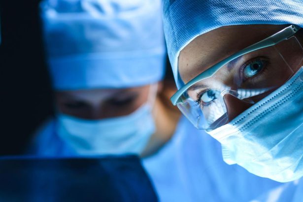 How Heart Specialists Benefit From Medicare’s TAVR Restrictions