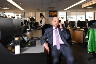 Jim Cramer sends a stern message to SpaceX buyers