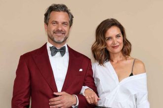 Katie Holmes Details Joshua Jackson Reunion in Happy Hours