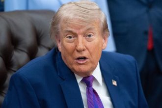 Major Figures Call To Invoke 25th Amendment & Remove Donald Trump