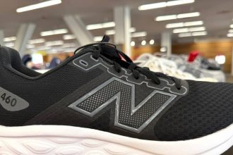 National mall footwear giant closes 82 stores as shoppers trade up