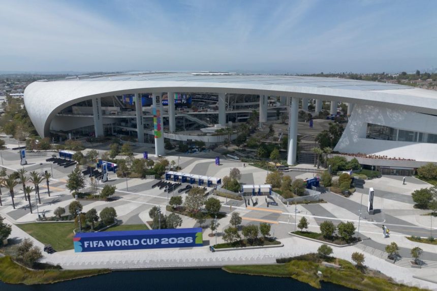 SoFi Stadium workers’ union reaches deal to avoid strike for World Cup