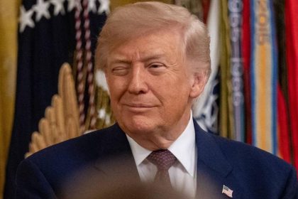 Trump Claims NY Cop ‘Thanked’ Him for Saving Marriage in ‘Weird’ Rant