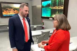 Trump switches endorsement in Oklahoma House primary