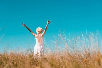 125 Positive Quotes About Life to Brighten Your Day
