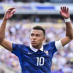 “18, it’s 18” – Kylian Mbappe corrects reporter who makes mistake while counting his FIFA World Cup goals after brace against Sweden