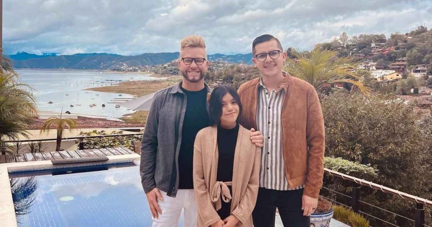 90 Day’s Armando Reunites With Kenny, Hannah at Hospital