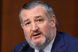 AWKWARD! Ted Cruz Gets Busted By His Own Past Words On Birthright Citizenship