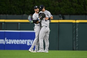 “Assets that nobody wants” – Fans react to 0K Yankees youngsters’ trade piece status