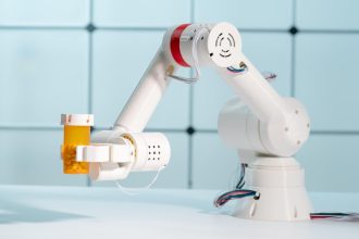 Autonomous Pharmacies Are Becoming the Next Big Thing