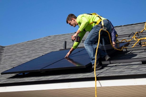 Cómo podemos aprovechar el enorme potencial solar en las comunidades de justicia ambiental de Massachusetts 