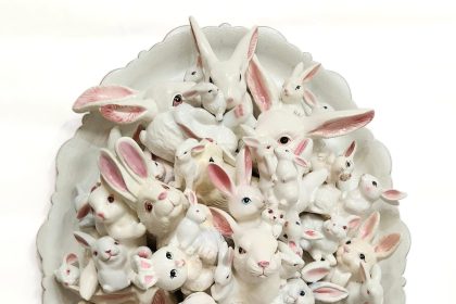 Debra Broz’s Kitschy ‘Superorganisms’ Are Both Familiar and Strange — Colossal