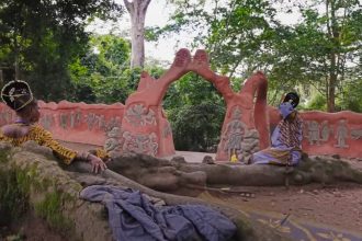 Divine Sculptures Revere a Yorùbá Goddess in Nigeria’s Ọṣun-Òṣogbo Sacred Grove — Colossal