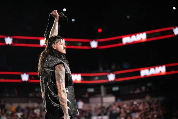 Dominik Mysterio confirms his sister has joined WWE; takes huge shot at his dad