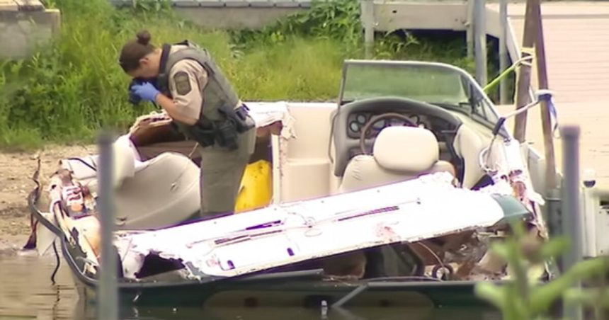 Drunk Driver Speeding in Pontoon Boat on Illinois River Causes Accident That Decapitates Woman (VIDEO) *  * by Mike LaChance