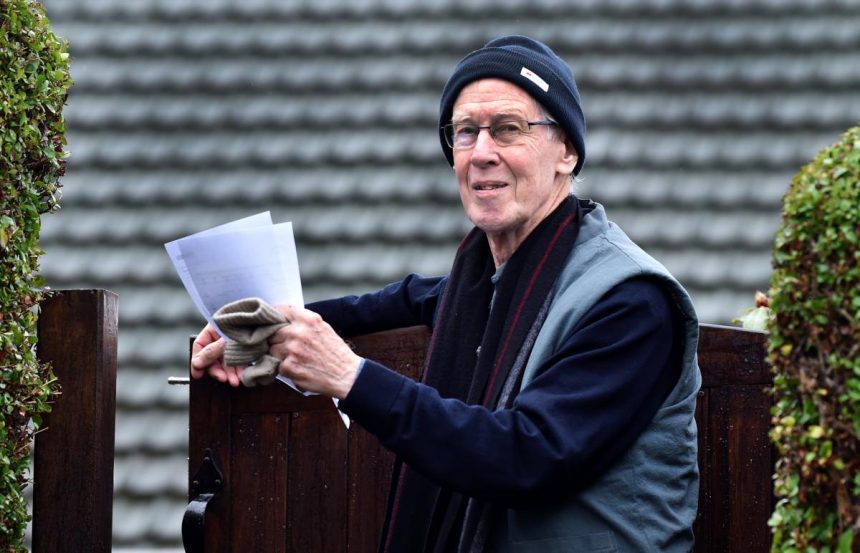 Dunedin man baffled at magnitude of energy bill