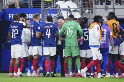 France dealt blow as star man gets subbed out after picking up knock in FIFA World Cup S/F against Spain