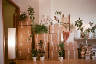 Here’s How Precious Objects Are Handled During The Home Moving Process