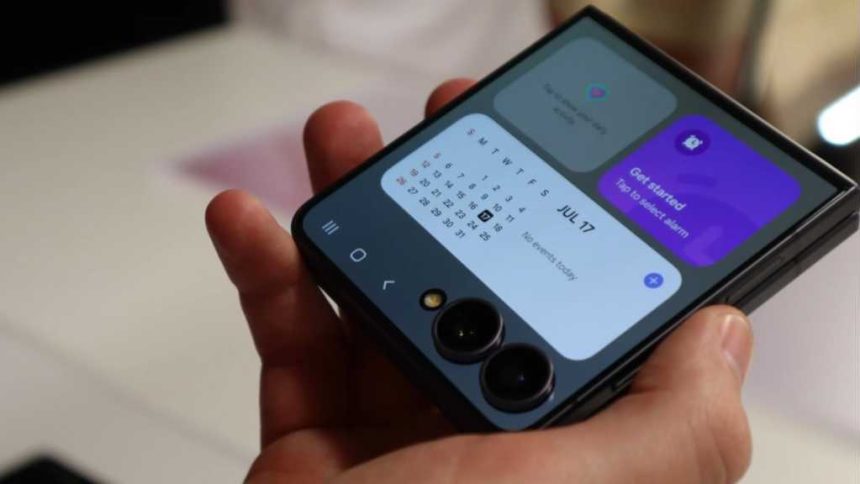 I Used Samsung Galaxy Z Flip 8. It’s Time to Call It Quits – Tech Advisor