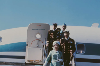 Iconic DC-8 heading back home