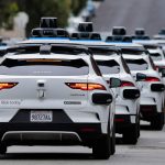 JS Mobility: A robotaxi ultimatum