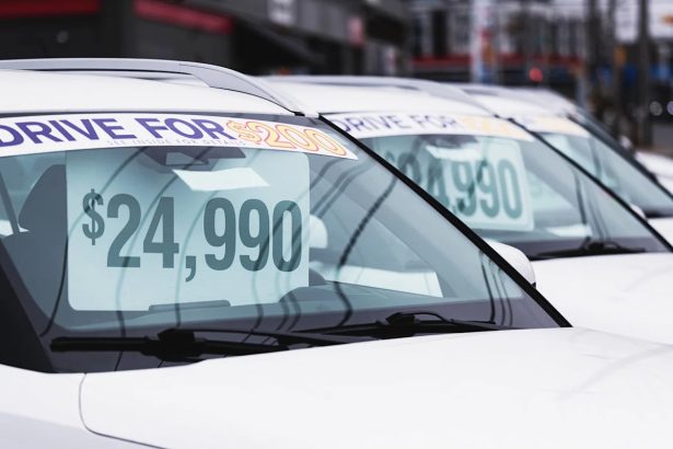 Major car dealer cuts 40% of its locations, issues serious warning