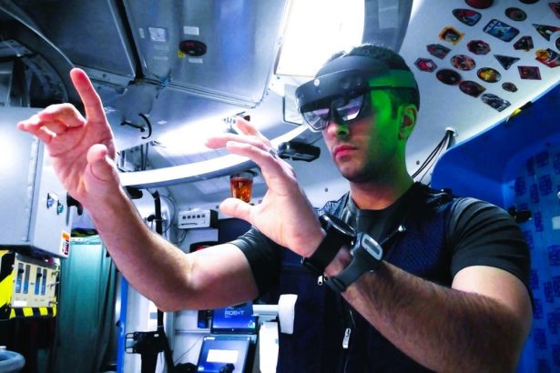 NASA needs volunteers to spend a year locked in a Mars simulation