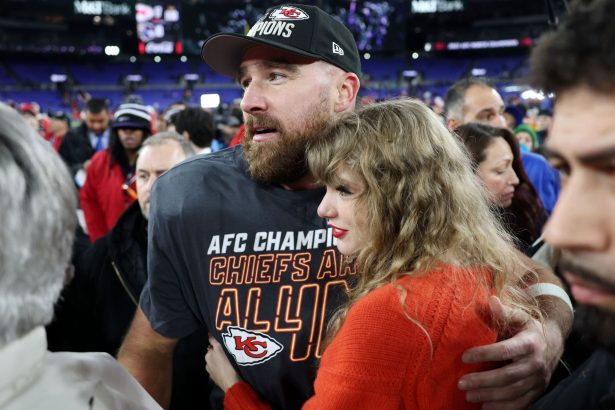 NFL fans brutally mock 36 y/o “corny” Taylor Swift’s high school wish for Travis Kelce in wedding vows