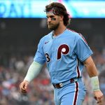 Phillies superstar Bryce Harper reacts to LeBron James joining him in Philadelphia with 76ers signing 