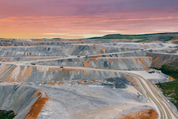 Rincon Resources to sell 90% of Lyza Mining to Maverick