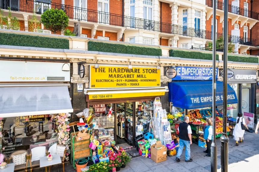 Small retailers welcome UK government finance plans