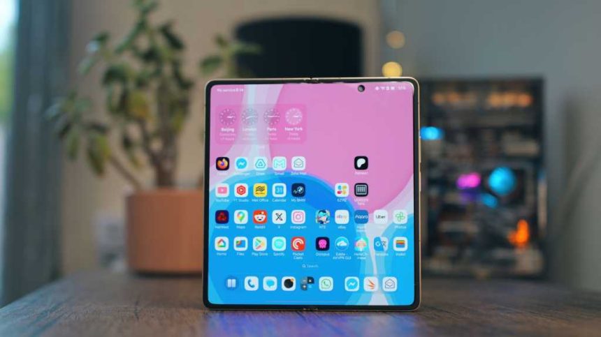 The Ultimate Foldable… Almost – Tech Advisor
