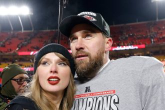 Travis Kelce Reacts to Fake AI Photo of Taylor Swift Wedding