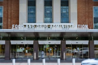 White House reviews FDA finalists, ACA plan premiums surge