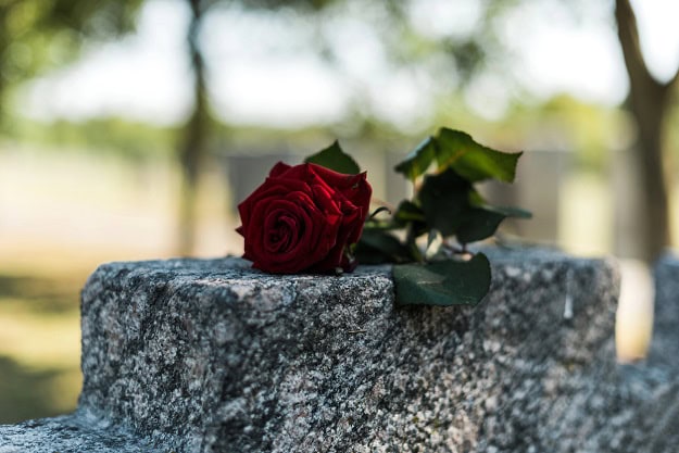 101 Death Quotes That Will Make You Think Differently About Life, Loss and Meaning