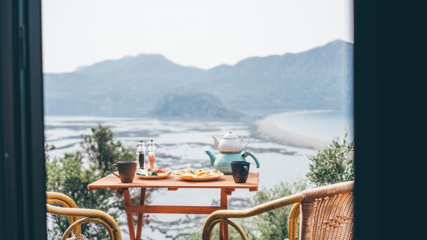 Your Meal Times Might Be Giving You “Metabolic Jet Lag”