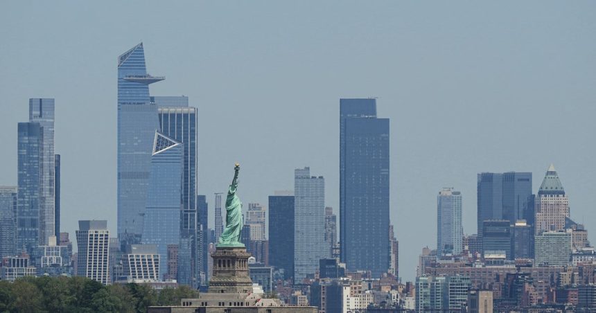 Boat Capsizes In New York Harbor, Woman And 5-Month-Old Baby Die
