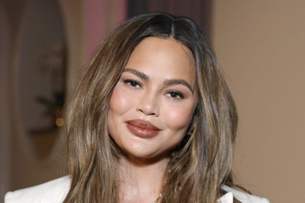 Chrissy Teigen’s Designer Woven Bag Style Is on Amazon
